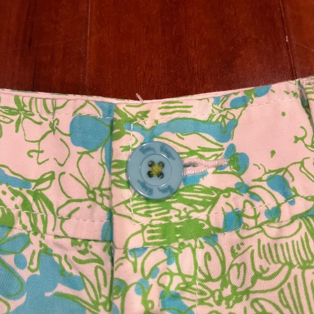 Lilly Pulitzer Callan Shorts Animal Print White Blue Green‎ Floral Print Size 00